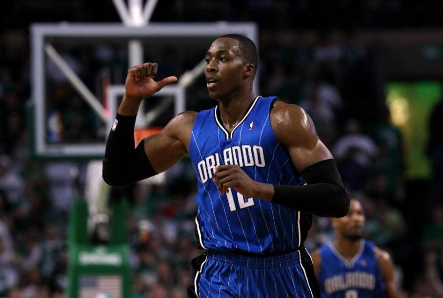 乌度卡：湖人强硬姿态难掩跑动不足，火箭掌控全局（乌度卡：湖人再硬也掩不住跑动短板，火箭掌控比赛主动权）