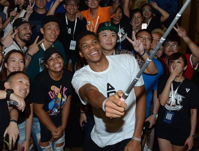 意甲：米兰客场2-1战胜罗马（意甲：米兰客场2比1击败罗马）