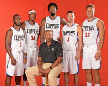 前主帅谈小麦代表苏格兰出战：所有苏格兰人都该感谢穆里尼奥（前教练谈麦克托米奈披苏格兰战袍：所有苏格兰人都应感谢穆里尼奥）