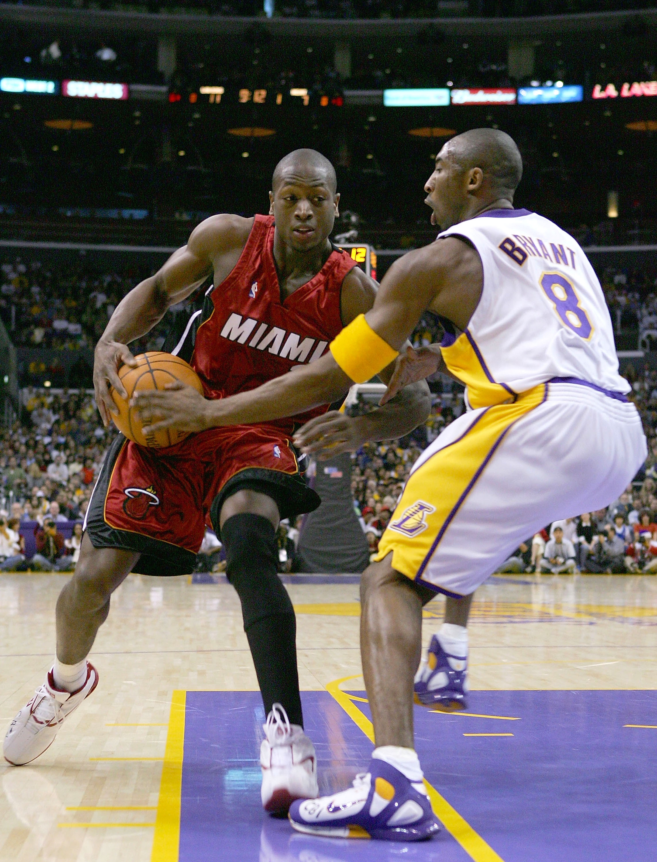 斯内德：姆巴佩会赢得2026年金球奖；没有人效力皇马时想离开（斯内德：姆巴佩将夺2026金球；在皇马时没人想离队）