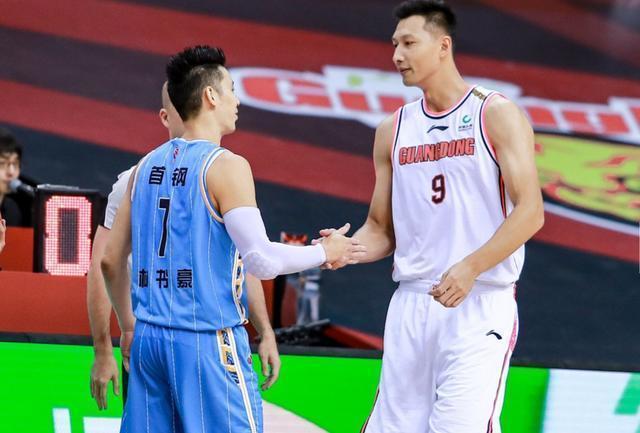 就差点名了！雷迪克赛后点出输球原因：篮板很软，让裁判左右情绪（雷迪克赛后谈败因：篮板太软，裁判情绪被左右）