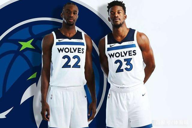 88天复出遭重创！排名跌至24，郑钦文肘伤藏隐患，奥运卫冕梦要碎（复出88天遭重击：郑钦文排名跌至24位，肘伤成隐忧，奥运卫冕恐告急）