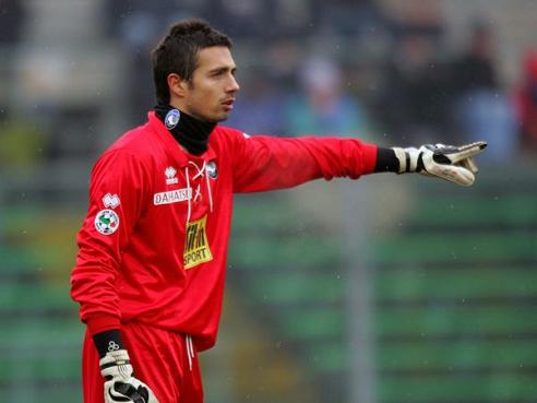 “别选詹姆斯！”加内特给全明星投票泼冷水：去年临阵退赛，今年别重蹈覆辙（加内特发声：全明星投票别选詹姆斯，去年临阵退赛今年勿再重演）