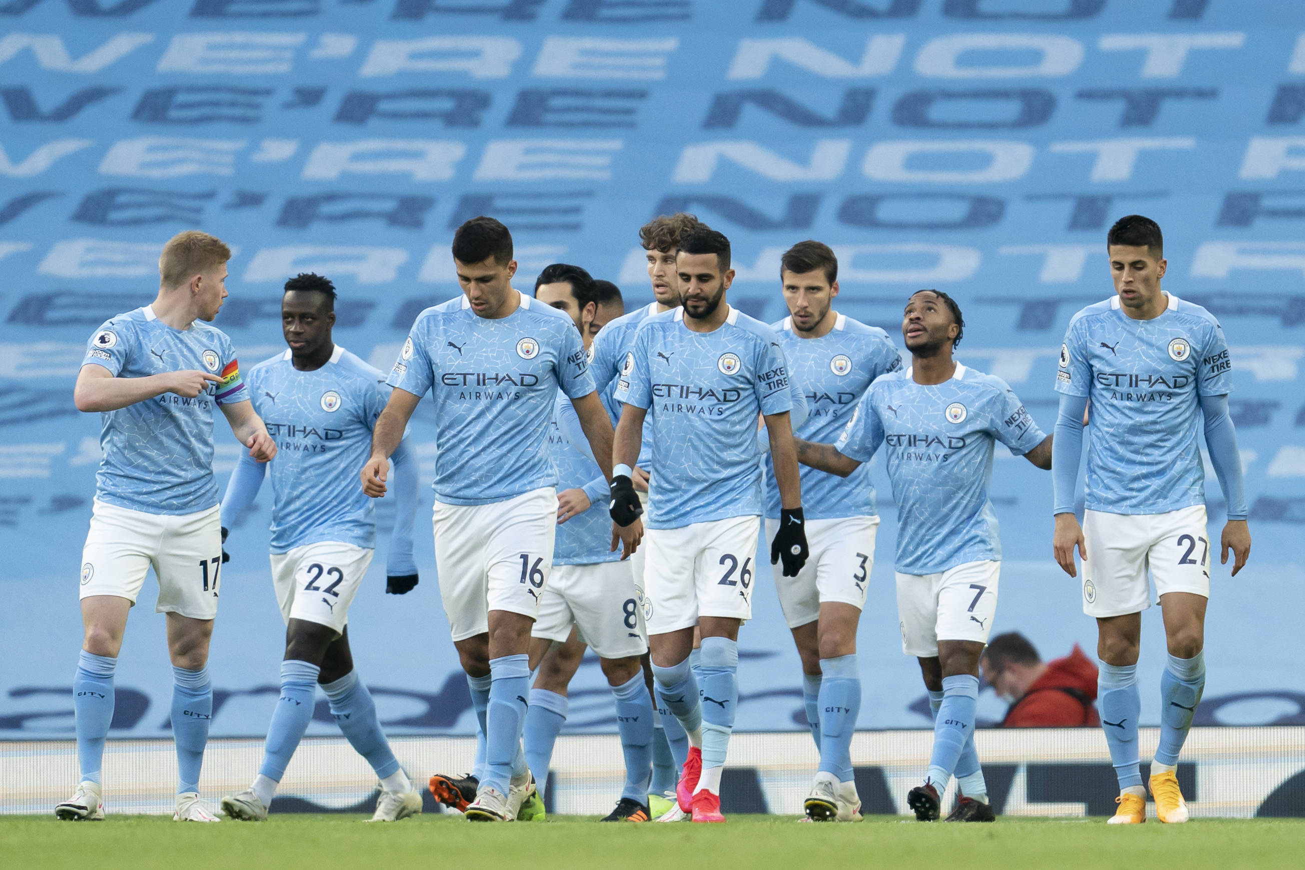 法国足协主席：姆巴佩私生活频繁遭骚扰，能不能让他喘口气？（法国足协主席发声：姆巴佩私生活频遭打扰，该给他一点空间）