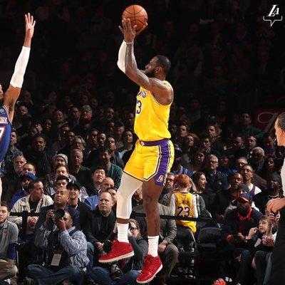 拜仁官方：与孔帕尼团队的四位助教续约到2029年（拜仁官宣：孔帕尼教练组四名助教续约至2029年）