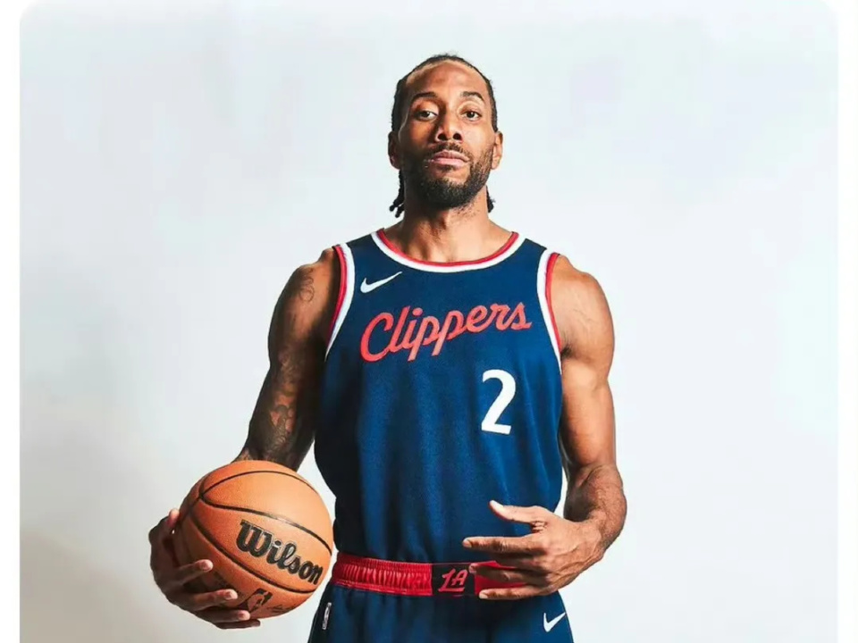 比肩传奇，姆巴佩成皇马队史第四位欧冠上演大四喜的球员（姆巴佩追平传奇：成皇马欧冠单场大四喜第4人）