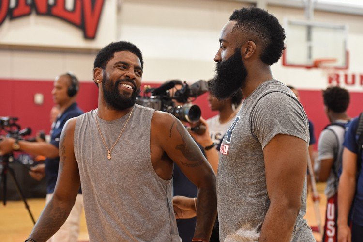 客场2-1力克中国香港，新加坡时隔41年重返亚洲杯正赛（2-1客胜中国香港，新加坡阔别41年重返亚洲杯正赛）