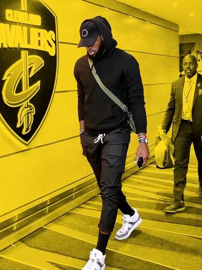 被国米拉开3分差距，罗马对阵卡利亚里6场不败被终结（国米将领先优势扩大至3分，罗马对卡利亚里六场不败纪录告破）